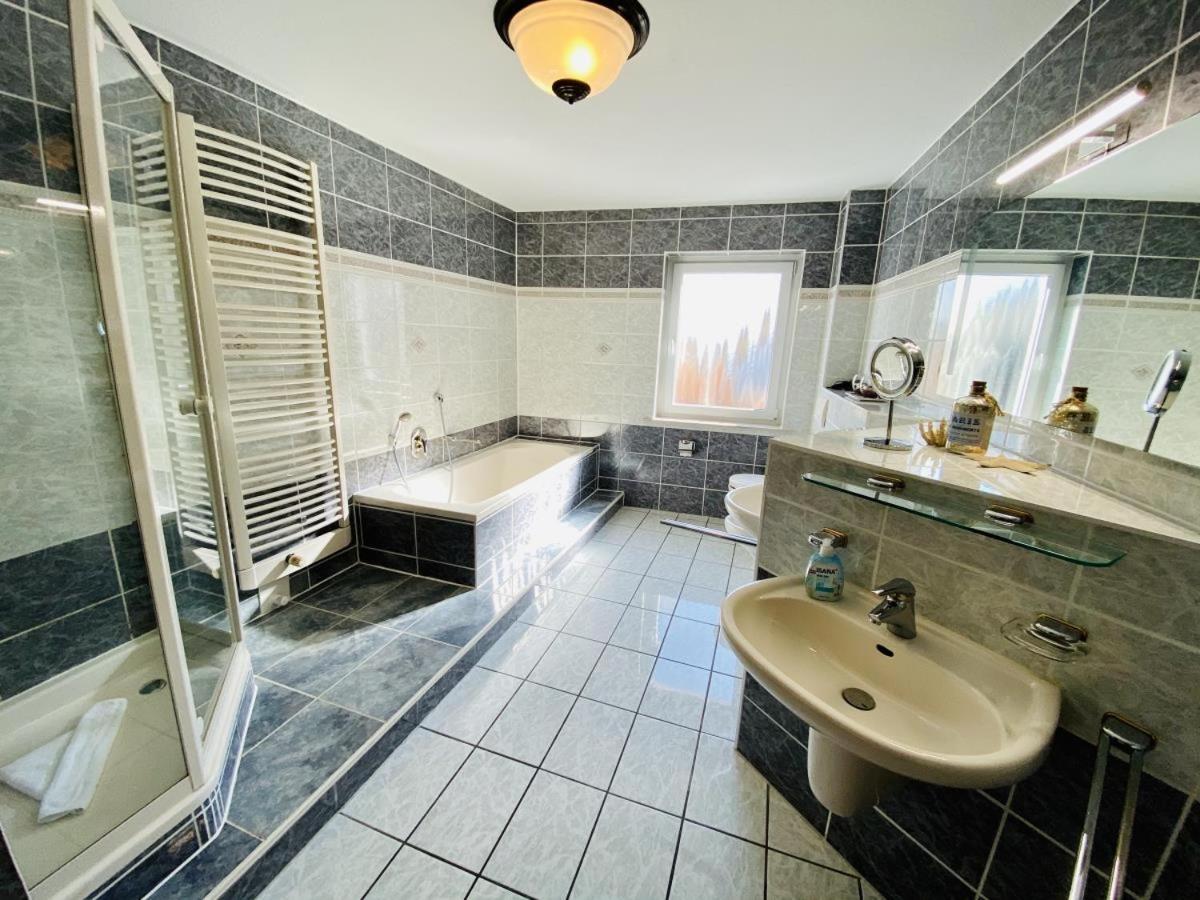 Haus Drei Schwestern, Traumblick ロストック エクステリア 写真